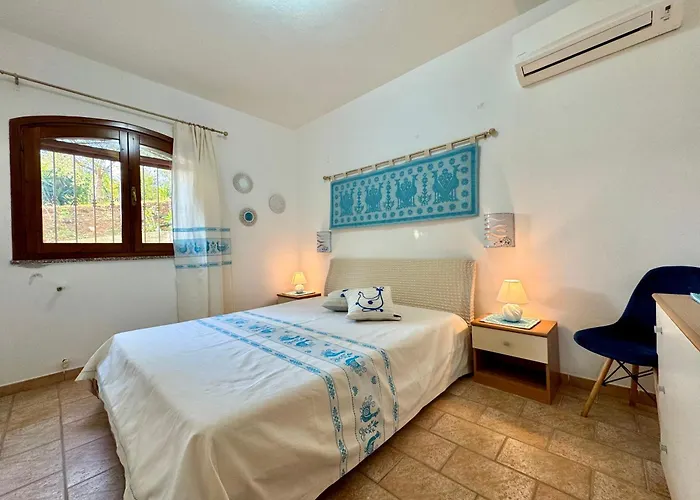 Happy With Garden Daire Cardedu