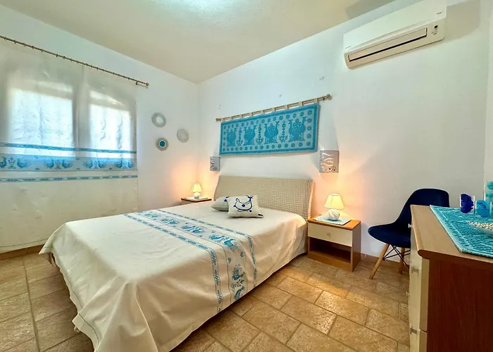 Happy With Garden * Cardedu